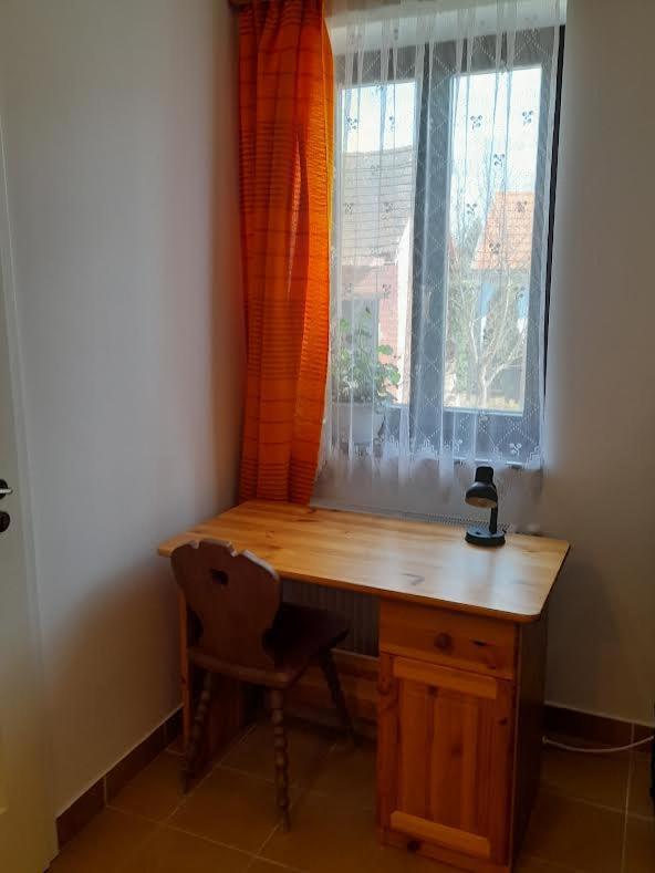 Kapolna Vendeghaz Apartment Kerkaskapolna Bagian luar foto