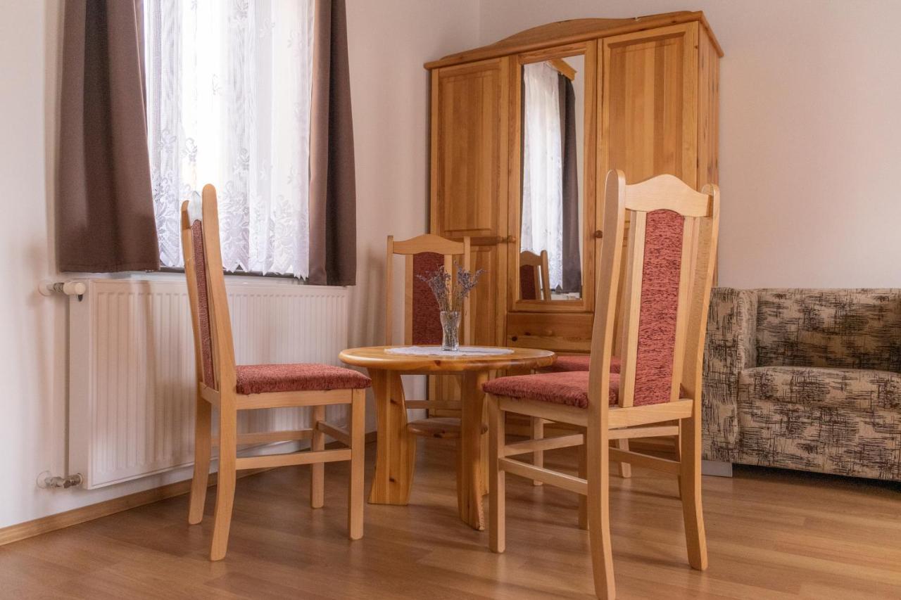 Kapolna Vendeghaz Apartment Kerkaskapolna Bagian luar foto